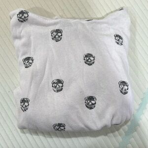 skull hoodie